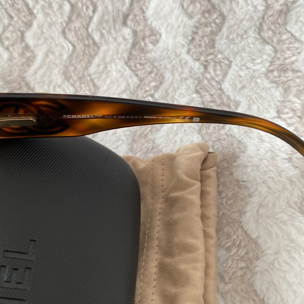 Chanel Tortoise Shell Frames With Case And Percep… - image 5